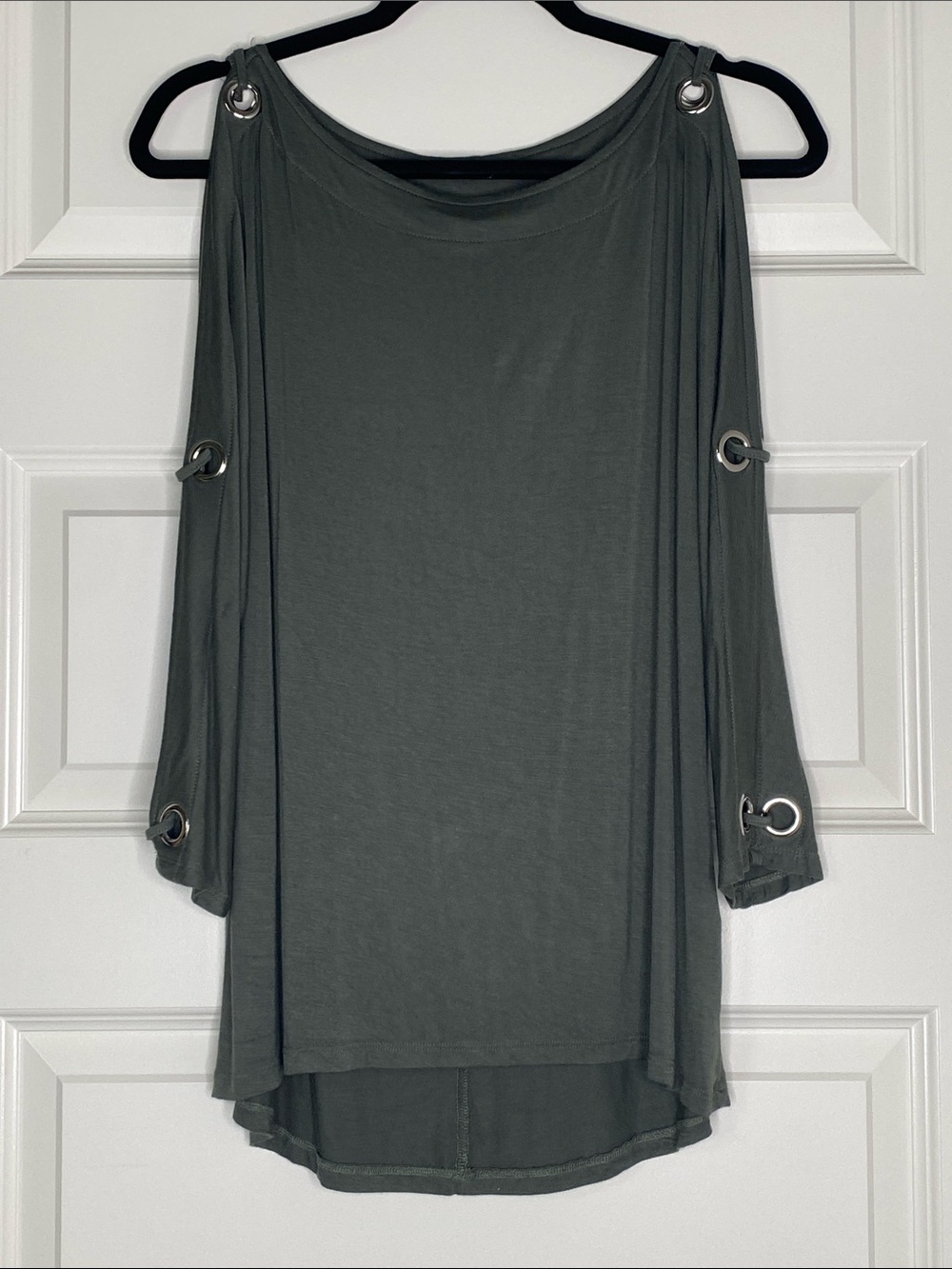 Cable & Gauge Olive Cold-Shoulder Tunic with Silver Grommets